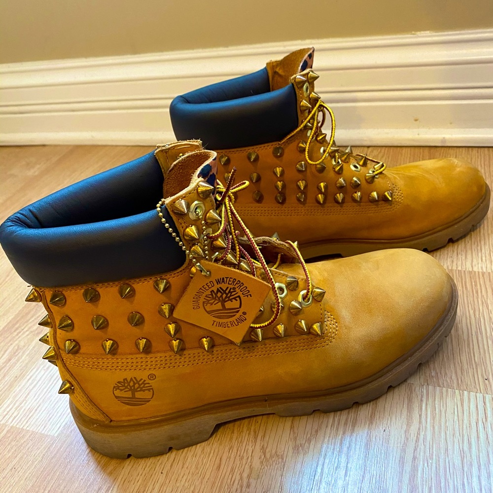 Customized men’s Timberland Boots